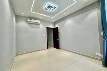 Bán Gấp Nhà Đồng Đen, Tân Bình - 4 Tầng, Hẻm Ô Tô, Giá 6.2 Tỷ