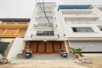 Bán Chung Cư Mini Mặt Phố Tựu Liệt - 7 Tầng, 24 Phòng, Doanh Thu Cao