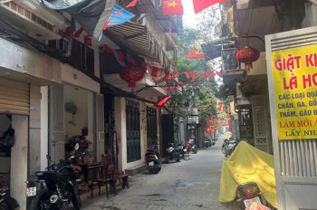 Bán Nhà Phúc Xá 43/52m2. 3 tầng. mặt tiền 3m. giá 13.2 Tỷ Ba Đình Hà Nội