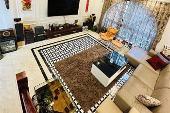 YÊU TỪ CÁI NHÌN ĐẦU TIÊN – 42M² – 6 TẦNG – NHỈNH 8 TỶ – THẠCH BÀN LONG BIÊN ,Ô TÔ ĐỖ CỬA