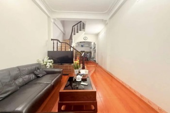 Bán nhà Thái Thịnh - 60m2, 4 tầng, 4PN, Ô tô vào nhà, Giá 19.4 tỷ