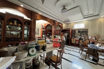 Bán nhà Đặng Văn Bi, Thủ Đức, TP HCM, DT 176m2, 3 tầng, 4PN, SH, Giá13.3 tỷ