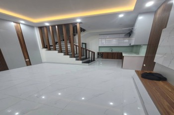 Nhà Khương Trung - Phân Lô - Ô Tô Đỗ Cửa - Giá 7.3 Tỷ