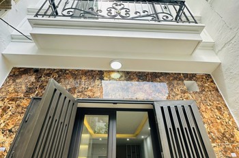 Chính chủ cần nhượng  lại căn nhà tại ngõ 282 Kim Giang, DT36m2, 4 tầng giá 7,6 tỷ