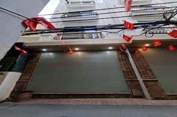 Nhà Trần Duy Hưng - 65m2, 5 Tầng, Nở Hậu, Giá 13 Tỷ - Gần Phố, Ô Tô