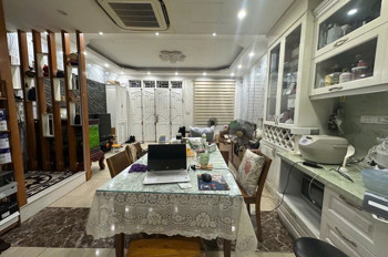 Nhà Hoàng Hoa Thám 46m, 5 tầng, oto đỗ cửa, 20m ra đường lớn oto tránh full nội thất!