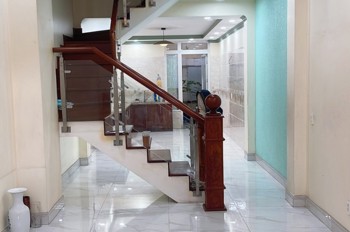 Bán nhà riêng 4 tầng, 70m2, đường Hồ Văn Tư, Thủ Đức, TP HCM. Sổ hồng, 4PN, 5.7 tỷ