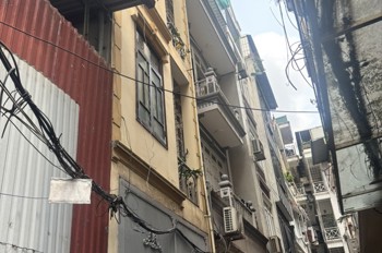 NHÀ ĐẸP DÂN XÂY CHẮC CHẮN - CÁCH 1 NHÀ RA Ô TÔ TRÁNH - GẦN PHỐ_ 4 TẦNG – 42M2 – 12,3 TỶ