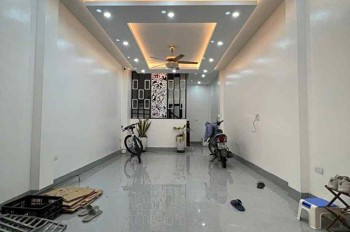 Bán nhà Vĩnh Hưng, Hoàng Mai 45m, 5 tầng, lô góc, ngõ thông ô tô, vài bước ra mặt phố, kinh doanh