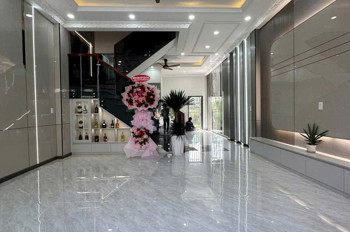 Bán nhà ĐẸP 3 Tầng,đường nhựa 12M thông tứ tung,ngay TTHC Dĩ An