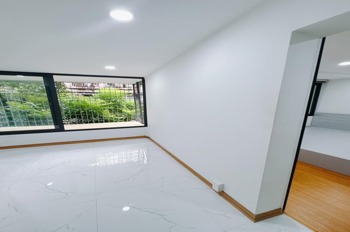 Nhà Góc Full Nội Thất, 5 Phòng Ngủ, Khu Thành Công - Giá Tốt