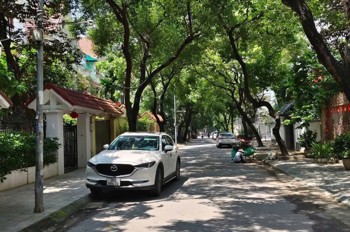 Tình hình lụt lội tại Văn Quán kéo dài chủ nhà thiện chí giảm hẳn 10 tỷ cần bán gấp