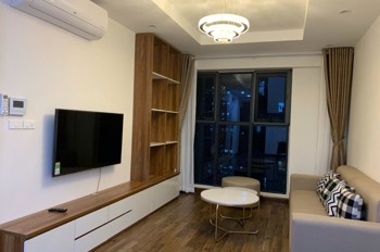 chính chủ cần bán căn hộ 2N-2Vs goldmark 136 hồ tùng mậu giá 7 tỷ xxx nhỏ,để lại full nội thất
