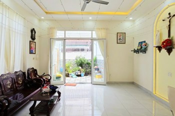 Bán nhà 3 tầng Nguyễn Duy Trinh, P Bình Trưng, TP HCM, DT  83m2, 3PN, SH, giá 6.6 tỷ