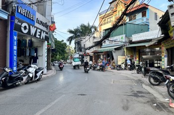 BÁN NHÀ GIA QUẤT LONG BIÊN- CẤP 4- NGÕ THÔNG-OTO TRÁNH NHAU-42M-NHỈNH 4 TỶ