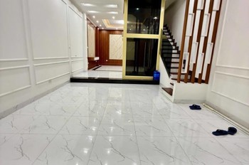 18,8 tỷ. Nhà mặt phố Tô Vĩnh Diện, 45m*4MT*5 tầng; kinh doanh lý tưởng