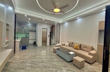 BÁN NHÀ ĐÀM QUANG TRUNG, LONG BIÊN-THANG MÁY-ĐẸP LONG LANH-45M-NHỈNH 9 TỶ (TL)