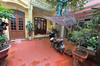 Bán Đất Võng Thị 88 m, tặng nhà 3 tầng, vài bước ra  oto, Full nội thất!