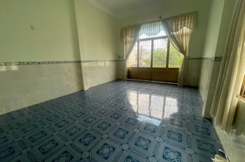 Bán Nhà đường ô tô 4m Đường Lương Thế Vinh , Phường Phước Long , Thành Phố Nha Trang
Nhà 3 tầng 3