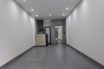 BÁN NHÀ NGỌC THUỴ LONG BIÊN, LÔ GÓC- THANG MÁY-ĐẸP LONG LANH-42M-NHỈNH10 TỶ