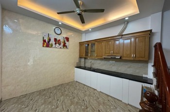 NHÀ 5 TẦNG PHỐ THƯỢNG THANH - LONG BIÊN 60M2 MT 3.5M  6.5 TỶ.THƯƠNG LƯỢNG NHẸ