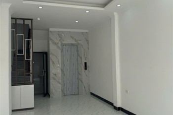 BÁN NHÀ THẠCH BÀN - ĐƯỜNG  RỘNG THÊNH THANG – 43M  KINH DOANH BẤT CHẤP  – 5 TẦNG THANG MÁY  – 8,8 TỶ