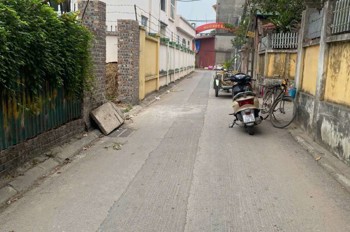 Chủ cần bán 43.6 m2 Lệ Chi, ô tô đỗ cửa giá chỉ 2.98 tỷ, liên hệ 0985865658