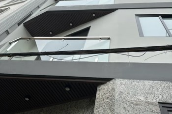 NHÀ MỚI -ĐẸP FULL NỘI THẤT Phố Thanh Am, 33m2 X 5 tầng Mặt tiền 5m X 5.6 Tỷ