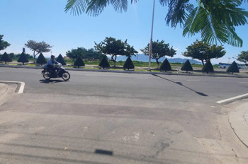 Đất hòn đỏ ven biển nha trang – cách biển 30m, gần hòn chồng, giá đầu tư 5,95 tỷ