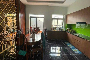Nhà 3 tầng lệch tầng 5x23m, Huỳnh Tấn Phát – Nhà Bè, ô tô ngủ nhà, giá 8.1 tỷ