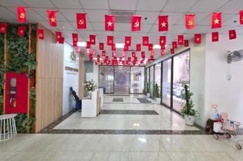 Bán CHCC Hồ Tùng Mậu 65m, 2 ngủ, 2WC, Full nội thất mới. 4,35 tỷ (có TL)