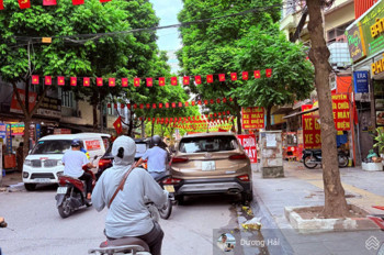 Bán nhà Mặt phố Nghĩa Tân - Cầu Giấy - DT 100m * MT 6m - Vỉa Hè KDVP Ô tô dừng đỗ Sầm uất