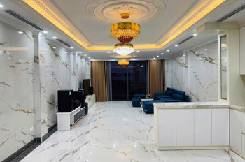BÁN NHÀ GIA QUẤT LONG BIÊN, NGÕ NÔNG, MỚI ĐẸP, GẦN OTO, 50M NHỈNH 8 TỶ