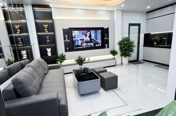 Nhà đẹp trung tâm Đống Đa – 33m² x 5T, lô góc, mặt tiền 6m, full nội thất – giá chỉ 7_65 tỷ!