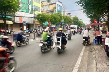 BÁN NHÀ MẶT TIỀN KINH DOANH TÙNG THIỆN VƯƠNG