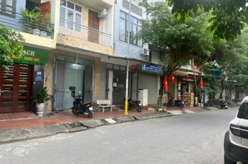 Bán Liền Kề Hàng Bè - Kiến Hưng 50m x 5 tầng MT 4M - GIÁ 16.5 TỶ - KINH DOANH