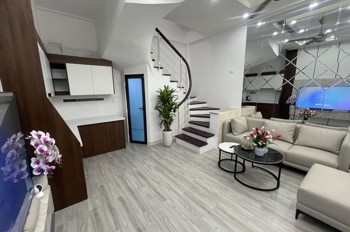 VÕ CHÍ CÔNG 30M x5 TẦNG 8,8 TỶ NGÕ RỘNG,SÁT PHỐ,THÔNG TỨ TUNG