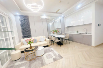 Chính chủ bán căn 1PN dt 53m2 bc Nam View thoáng tại T8 Times city gia bán 6,25 tỷ full đồ như ảnh