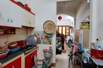 Bán Nhà Đội Cấn 30/33m2. 4 tầng. mặt tiền 3m. giá 10.5 tỷ Ba Đình Hà Nội