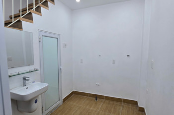 nhỉnh 2 tỷ có ngay nhà 3 tầng sổ đỏ Khâm Thiên