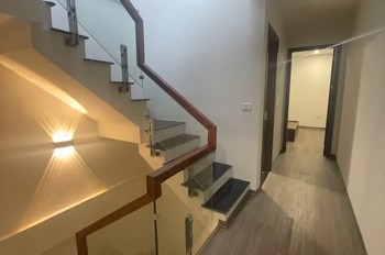 NHAF ĐẸP DÂN XÂY FULL NỘI THẤT GẦN Ô TÔ 10M TRUNG TÂM PHỐ Ngọc Thụy 42m2 X 4 Tầng 9 tỷ Long Biên Hà