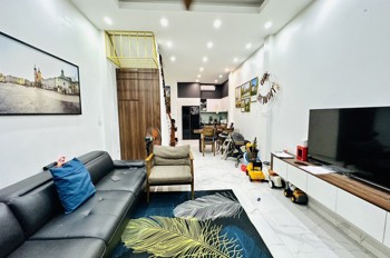 BÁN NHÀ THẠCH BÀN LONG BIÊN, FULL NỘI THẤT- NGÕ NÔNG- OTO ĐỖ CỦA-45M-NHỈNH7 TỶ (TL)