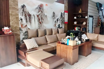 Bán gấp nhà Lạc Long Quân Tây Hồ, gần phố, gần ô tô 44m² giá 9.6 tỷ