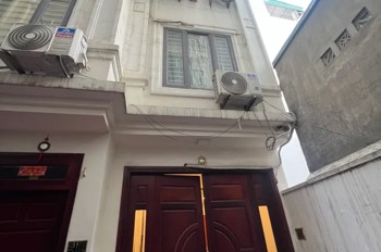 BÁN NHÀ RIÊNG PHỐ Thạch Bàn 30 M2 X 5 Tầng  5.95 Tỷ Long Biên Hà Nội