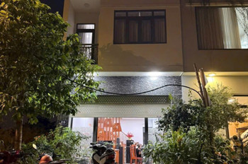 Bán nhà 1 trệt 2 lầu khu Phú Hồng Thịnh 9 – P. Đông Hòa, Dĩ An , TP HCM