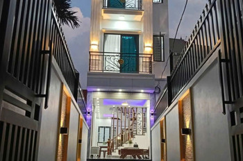 CHÍNH CHỦ CẦN BÁN CĂN NHÀ 3.5 TÂNG Ở ĐỒNG THÁP ĐAN PHƯỢNG. HÀ NỘI.
DIỆN TÍCH 69M. NHÀ ĐƯỢC THIẾT