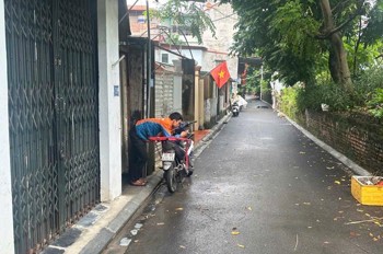 NHÀ ĐẸP 2 TẦNG – MẶT TIỀN RỘNG – OTO ĐỖ CỔNG – Ở NGAY