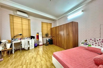 Bán Nhà Lương Định Của 29m2. 5 tầng. mặt tiền 5m. giá 9.5 Tỷ Đống Đa Hà Nội