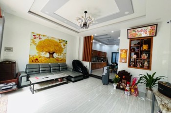 Bán nhà 4 tầng, 3PN đường Lê Đình Quản, Cát Lái, Q.2. TP HCM. DT 96m2, SH, giá 9.15 tỷ