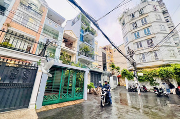 CHÍNH CHỦ BÁN NHÀ C4 - XE HƠI NGỦ TRONG NHÀ Đ. NGUYỄN BỈNH KHIÊM, QUẬN 1 - GIANG GIANG:0901611116